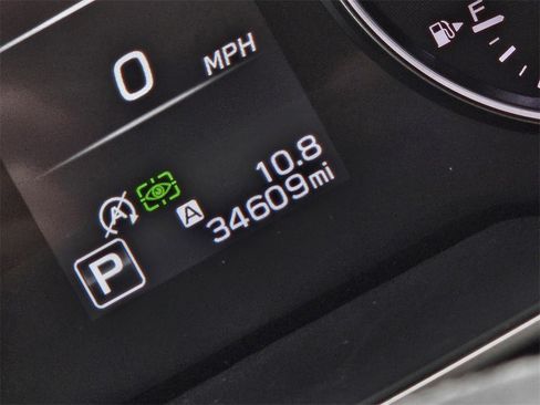 Used 2024 Subaru Outback Touring image 13