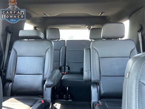 Used 2022 Chevrolet Tahoe LT w/ Luxury Package AWD/4WD image 25