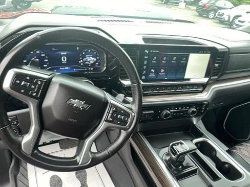Used 2023 Chevrolet Silverado 1500 LT Trail Boss w/ Convenience Package II AWD/4WD image 15