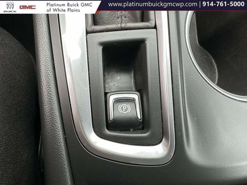 Used 2021 Chevrolet Equinox LT image 26