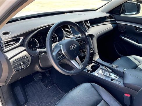 Used 2023 INFINITI QX50 Luxe FWD image 16