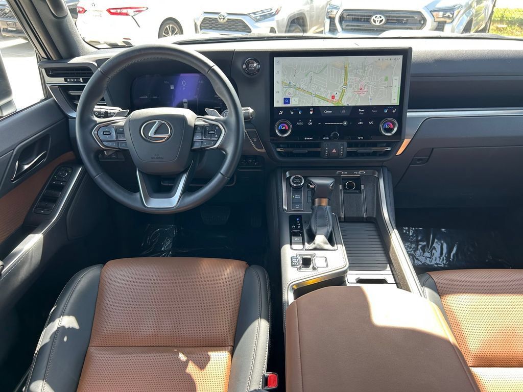 Used 2025 Lexus GX 550 AWD/4WD image 21
