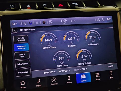 New 2025 Jeep Grand Cherokee Overland image 26