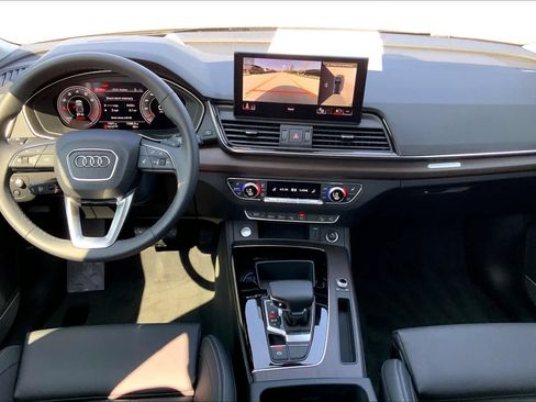 Used 2023 Audi Q5 2.0T Prestige w/ Prestige Package AWD/4WD image 14