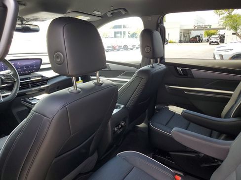New 2026 Buick Enclave Sport Touring AWD/4WD image 10