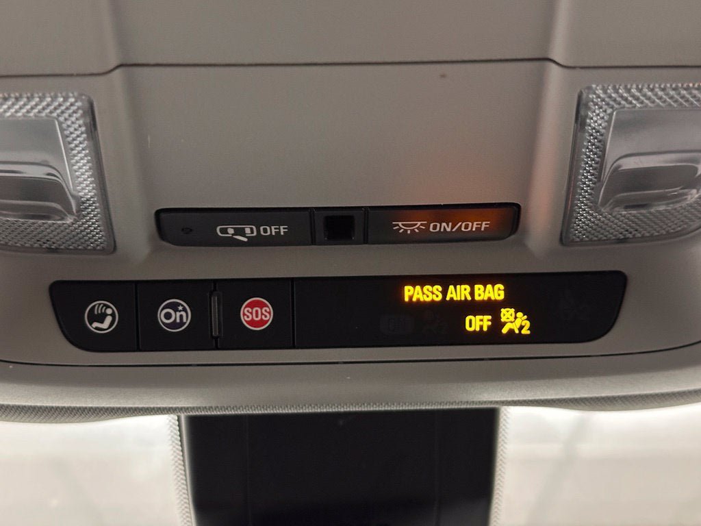 Used 2022 GMC Terrain SLE FWD image 14
