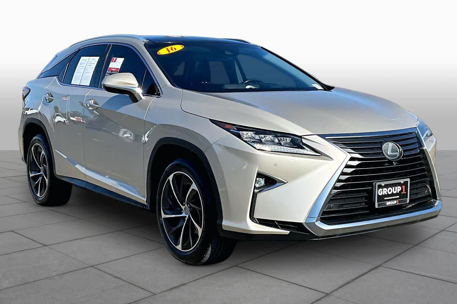 Used 2016 Lexus RX 350 FWD w/ Luxury Package image 2