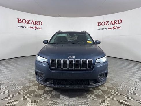 Used 2021 Jeep Cherokee Latitude image 2