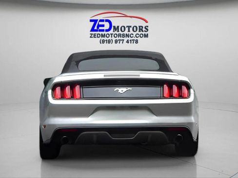 Used 2015 Ford Mustang Premium image 6