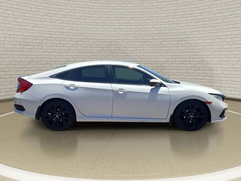 Used 2020 Honda Civic Sport image 4