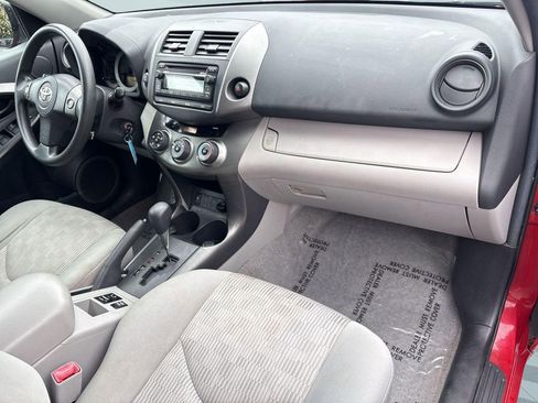 Used 2012 Toyota RAV4 4WD w/ Value Pkg image 29