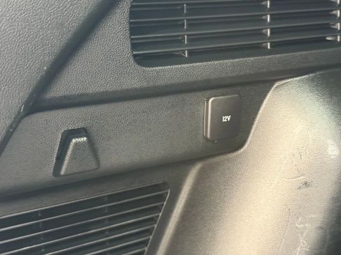 Used 2023 Ford Escape Platinum image 5