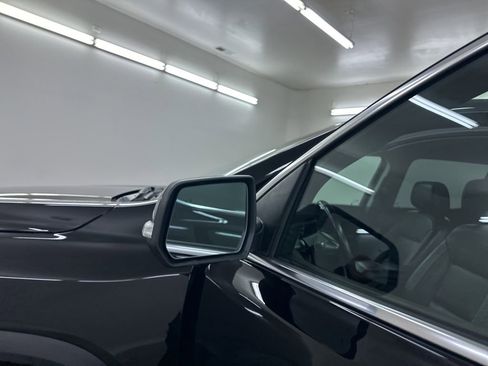 Used 2020 GMC Acadia SLT image 17