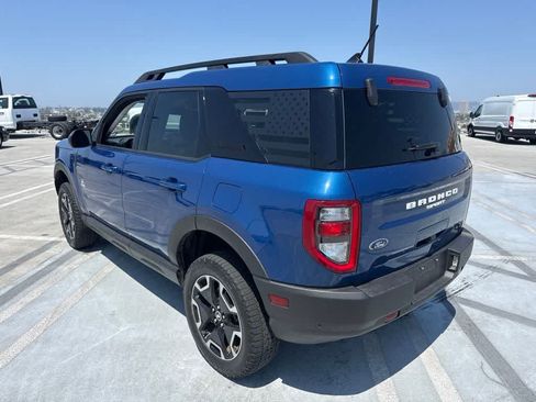 Used 2023 Ford Bronco Sport Outer Banks w/ Tech Package AWD/4WD image 3