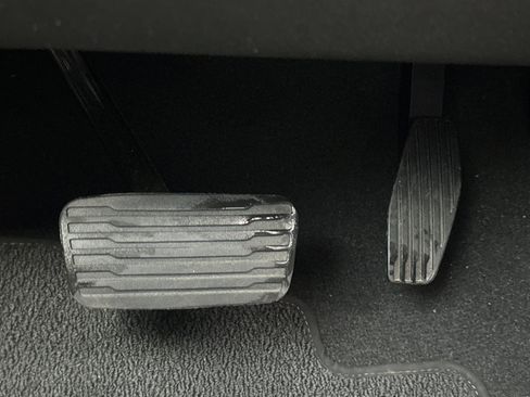 Used 2022 GMC Sierra 2500 Denali w/ Denali Ultimate Package image 44