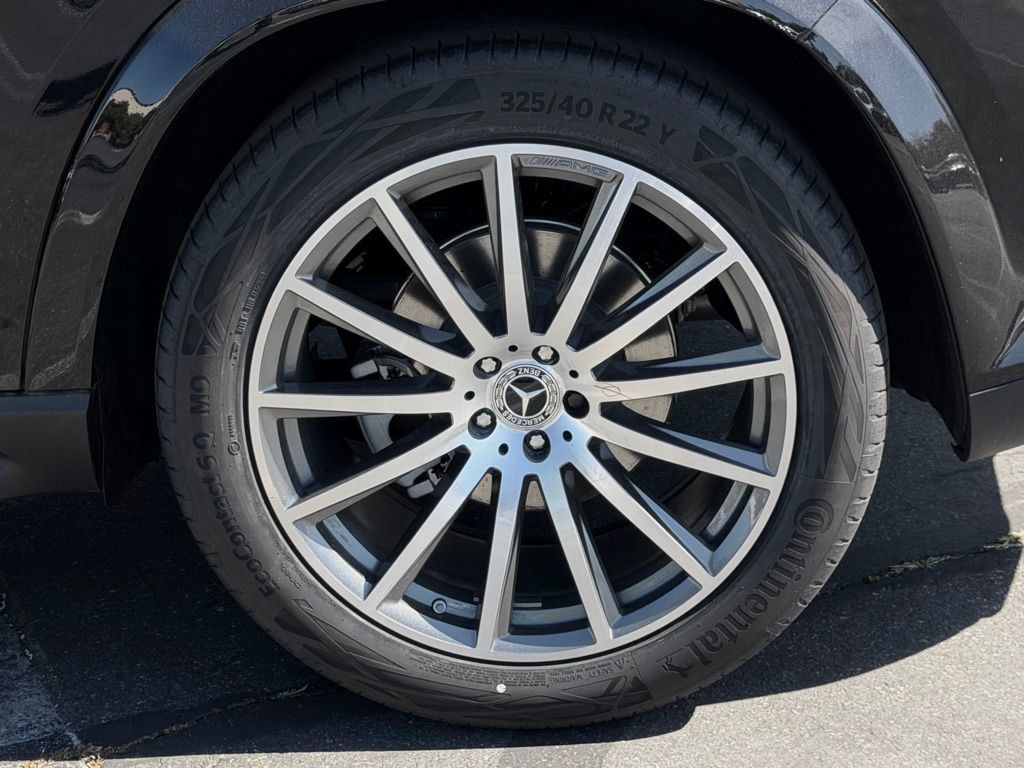 New 2026 Mercedes-Benz GLS 580 4MATIC image 15