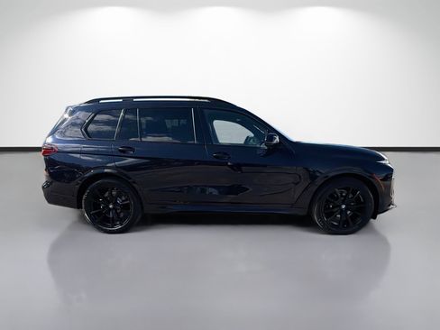 New 2027 BMW X7 xDrive40i w/ Executive Package AWD/4WD image 2