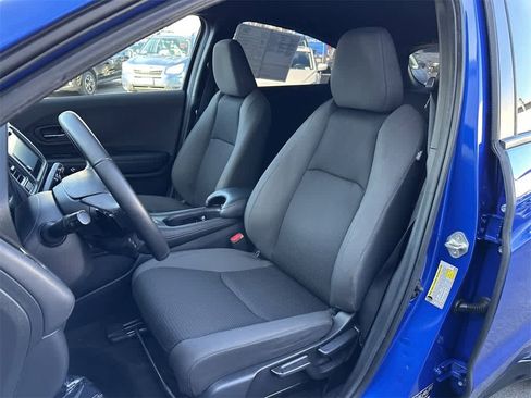 Used 2020 Honda HR-V Sport image 11