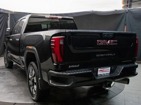Used 2024 GMC Sierra 2500 Denali w/ Denali Reserve Package image 11