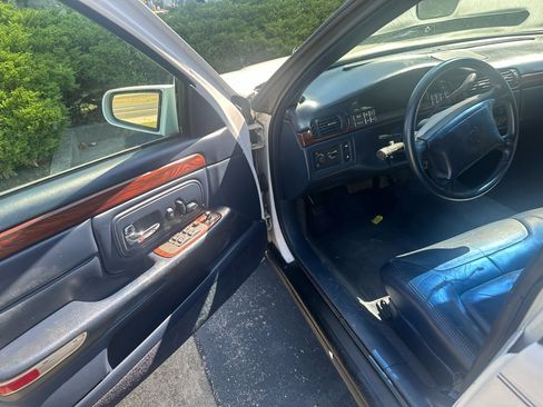 Used 1997 Cadillac De Ville Limousine image 7