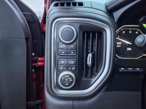 Used 2019 GMC Sierra 1500 AT4 w/ AT4 Premium Package image 15