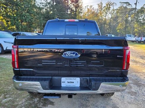 New 2025 Ford F150 Lariat w/ Equipment Group 502A High image 9