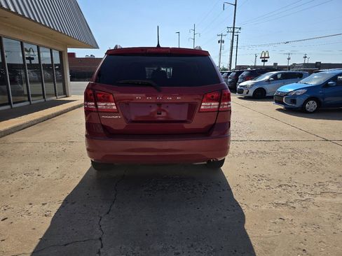 Used 2018 Dodge Journey SE w/ Connectivity Group FWD image 7