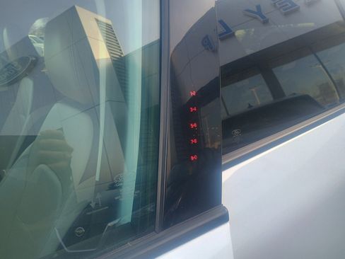 Used 2021 Ford Escape SEL w/ Technology Package image 5