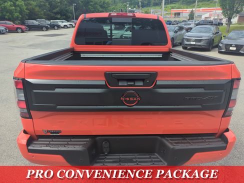 New 2025 Nissan Frontier PRO-4X w/ Pro Convenience Package image 4