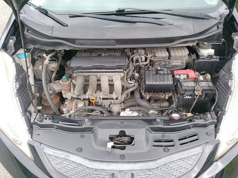 Used 2011 Honda Fit Sport image 3