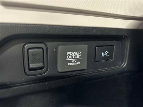 Used 2023 Acura MDX SH-AWD w/ Advance Package image 12