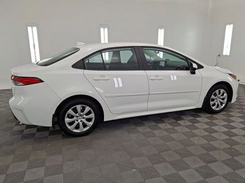 Certified 2023 Toyota Corolla LE image 25