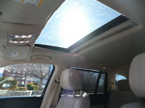 Used 2020 Mercedes-Benz GLS 450 4MATIC image 39