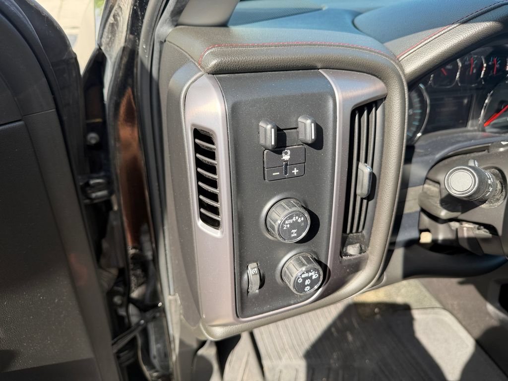 Used 2018 GMC Sierra 1500 SLT AWD/4WD image 19