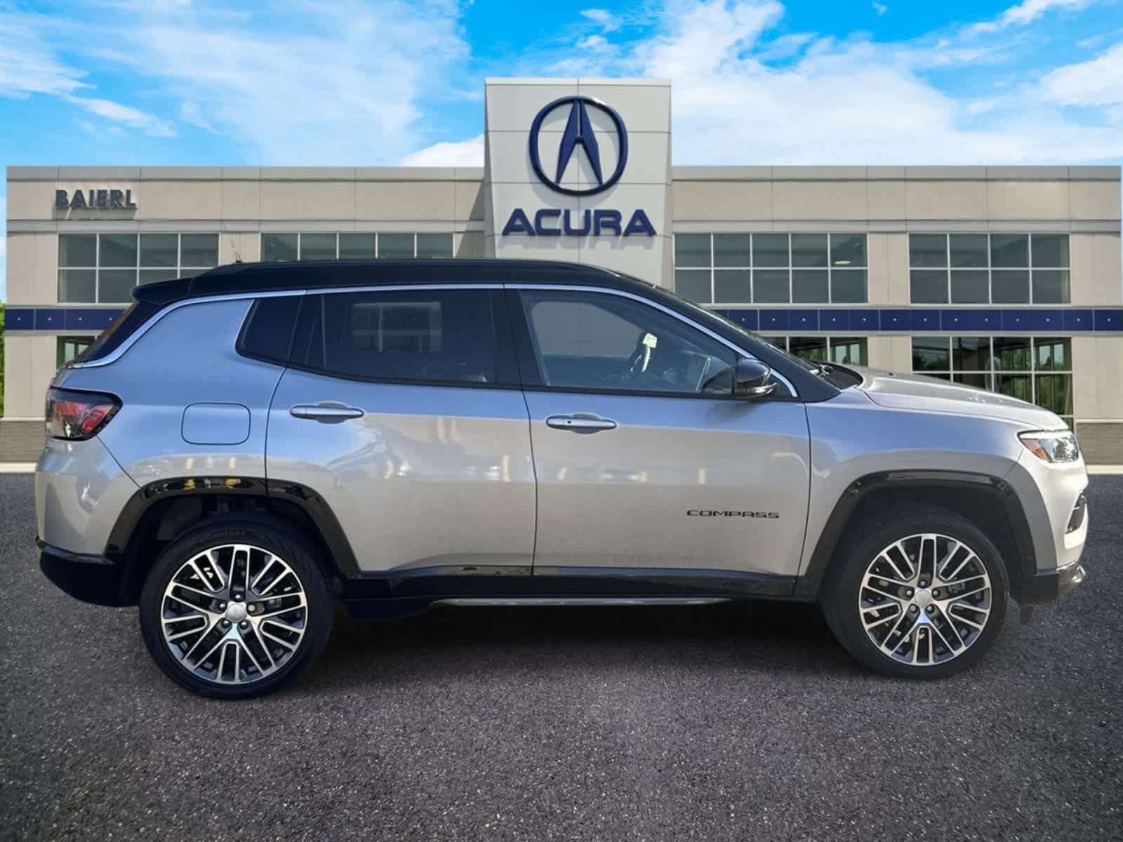 Used 2023 Jeep Compass Limited w/ Elite Group AWD/4WD image 5