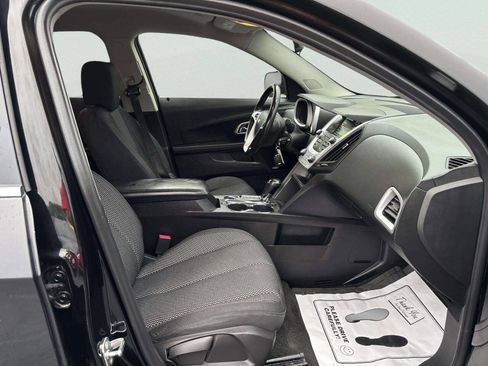 Used 2017 Chevrolet Equinox LT w/ Convenience Package FWD image 21