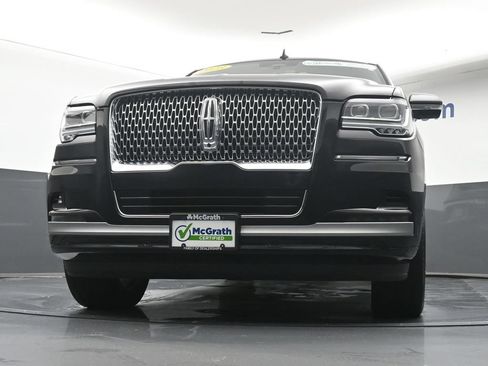 Used 2023 Lincoln Navigator L Reserve AWD/4WD image 7
