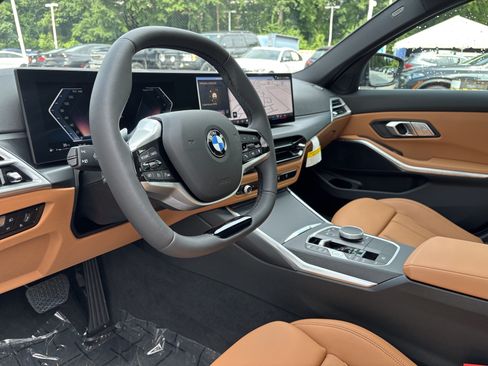 Used 2026 BMW 330i xDrive Sedan w/ Convenience Package AWD/4WD image 23