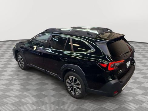 Used 2023 Subaru Outback Limited AWD/4WD image 7