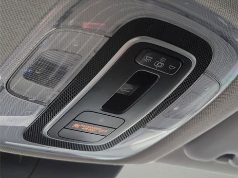 Used 2021 Hyundai Elantra SEL w/ Convenience + Premium Package image 35