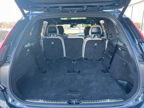 Used 2025 Volvo XC90 B5 Plus image 11