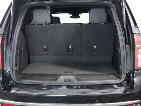 Used 2024 Chevrolet Tahoe LT w/ Luxury Package image 20