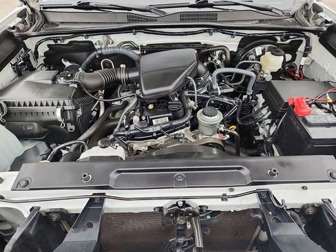 Used 2022 Toyota Tacoma SR image 15