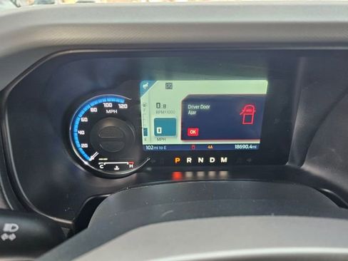 Used 2023 Ford Bronco 2-Door w/ Sasquatch Package image 16