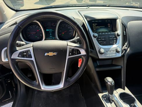 Used 2017 Chevrolet Equinox LT w/ Convenience Package FWD image 18