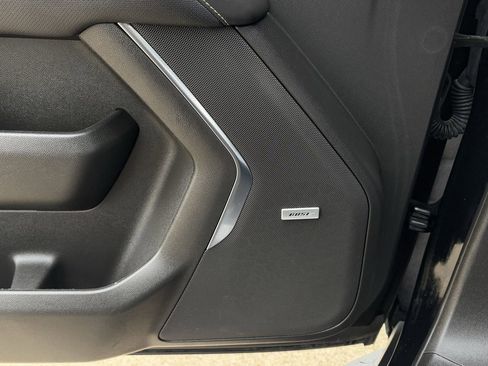 Used 2023 GMC Yukon SLT image 27