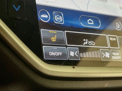 Used 2023 Subaru Ascent Limited w/ Technology Package AWD/4WD image 21