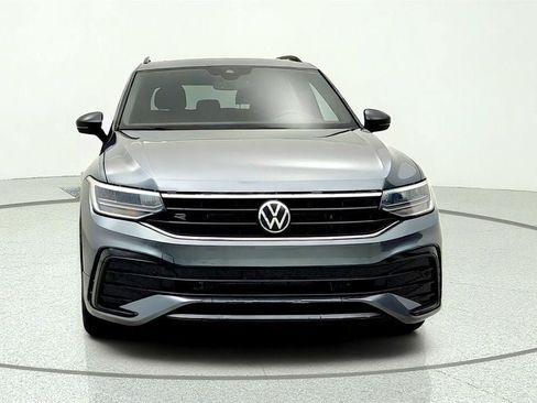 Used 2023 Volkswagen Tiguan SE R-Line FWD image 2