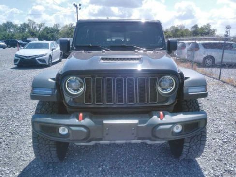 Used 2026 Jeep Gladiator Mojave AWD/4WD image 6