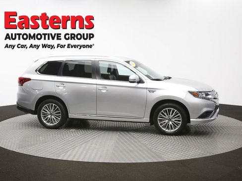 Used 2022 Mitsubishi Outlander LE AWD/4WD image 47